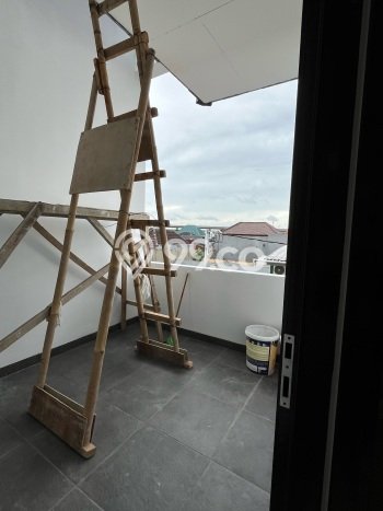 Jual Rumah Eksklusif 3 KT di Caman, Bekasi Jual Rumah Eksklusif 3 KT di Caman, Bekasi