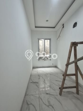 Rumah Strategis Minimalis Lb 180m2 di Matraman, Jakarta Timur Rumah Strategis Minimalis Lb 180m2 di Matraman, Jakarta Timur