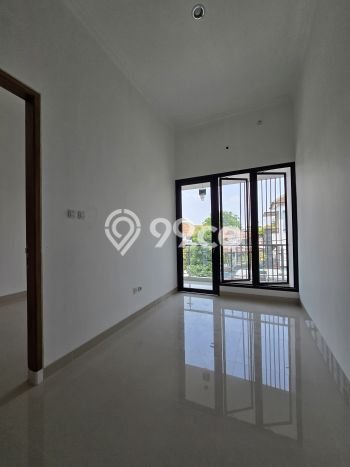 Rumah Elit LB 130m2 Siap Pakai Desain Elegan di Pondok Kelapa, Jakarta Timur Rumah Elit LB 130m2 Siap Pakai Desain Elegan di Pondok Kelapa, Jakarta Timur