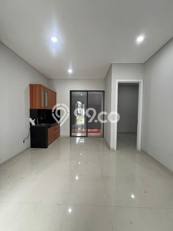 Disewakan! Rumah 3 Kamar Tidur &
2 Kamar Mandi di Bintaro, Tangerang Selatan Disewakan! Rumah 3 Kamar Tidur &
2 Kamar Mandi di Bintaro, Tangerang Selatan