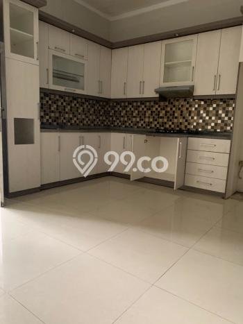 Disewakan! Rumah 3 Kamar Tidur &
3 Kamar Mandi di Sektor 9-Bintaro, Tangerang Selatan Disewakan! Rumah 3 Kamar Tidur &
3 Kamar Mandi di Sektor 9-Bintaro, Tangerang Selatan