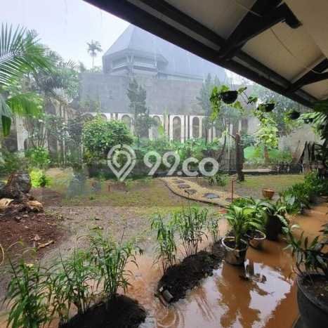 Rumah Elit Modern Tanpa Renovasi di Pondok Indah Jakarta Selatan Rumah Elit Modern Tanpa Renovasi di Pondok Indah Jakarta Selatan