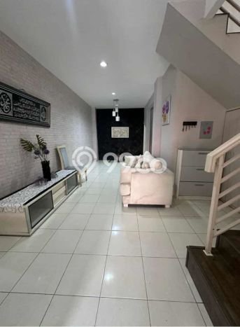 For Sale Hunian Rumah Terawat 5 KT di Bintaro, Tangerang Selatan For Sale Hunian Rumah Terawat 5 KT di Bintaro, Tangerang Selatan