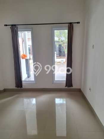 Disewakan! Rumah 4 Kamar Tidur &
4 Kamar Mandi di Bintaro, Tangerang Selatan Disewakan! Rumah 4 Kamar Tidur &
4 Kamar Mandi di Bintaro, Tangerang Selatan