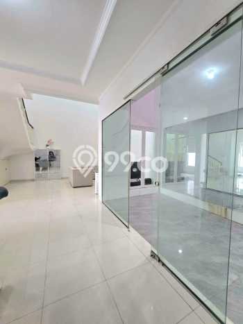 Rumah Elit Modern Siap Huni di Pondok Indah Jakarta Selatan Rumah Elit Modern Siap Huni di Pondok Indah Jakarta Selatan