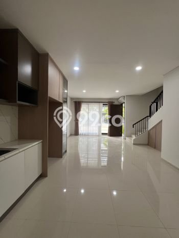 Disewakan! Rumah 4 Kamar Tidur &
3 Kamar Mandi di Bintaro, Tangerang Selatan Disewakan! Rumah 4 Kamar Tidur &
3 Kamar Mandi di Bintaro, Tangerang Selatan