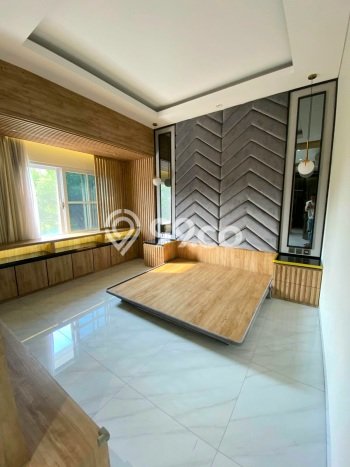 Jual Rumah Mewah Megah Dengan View Cantik di Gading Serpong, Tangerang Jual Rumah Mewah Megah Dengan View Cantik di Gading Serpong, Tangerang
