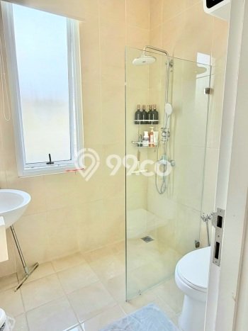 Dijual Rumah Eksklusif 2 KT di BSD, Tangerang Dijual Rumah Eksklusif 2 KT di BSD, Tangerang