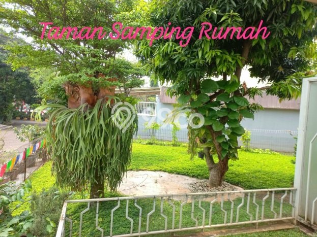 Rumah Luxury Modern Tanpa Renovasi di BSD Tangerang Rumah Luxury Modern Tanpa Renovasi di BSD Tangerang