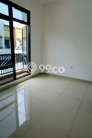 Area Ramai! Ruko Dijual di Karawaci untuk Bisnis Luas Bangunan 70m2 Area Ramai! Ruko Dijual di Karawaci untuk Bisnis Luas Bangunan 70m2