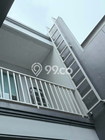 Hunian Mewah LB 180m2 Siap Pakai Desain Elegan di Gading Serpong, Tangerang Hunian Mewah LB 180m2 Siap Pakai Desain Elegan di Gading Serpong, Tangerang