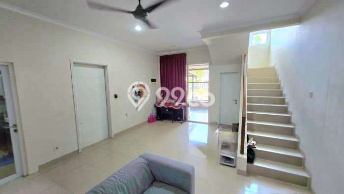 Rumah Elit Modern Tanpa Renovasi di Gading Serpong Tangerang Rumah Elit Modern Tanpa Renovasi di Gading Serpong Tangerang