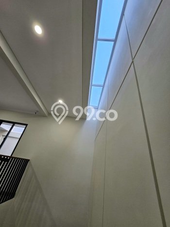Rumah Elit Modern Siap Huni di Gading Serpong Tangerang Rumah Elit Modern Siap Huni di Gading Serpong Tangerang