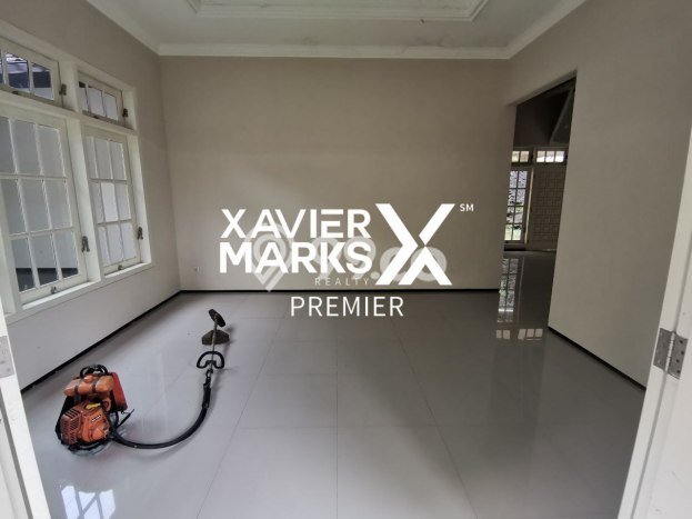 For Sale! Premium House LT 432m2 Desain Elegan di Soekarno Hatta For Sale! Premium House LT 432m2 Desain Elegan di Soekarno Hatta