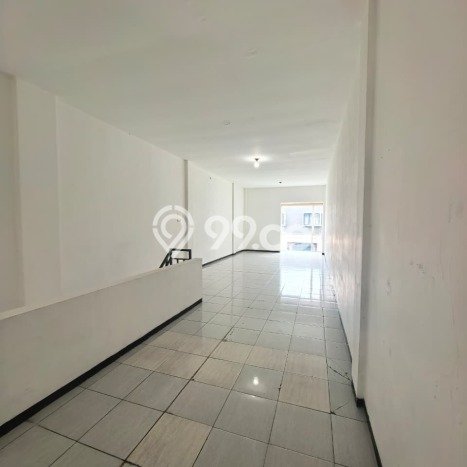 Ruko Bagus Dijual LB 150m2 Lokasi Strategis Malang Area Cocok untuk Berbisnis Ruko Bagus Dijual LB 150m2 Lokasi Strategis Malang Area Cocok untuk Berbisnis