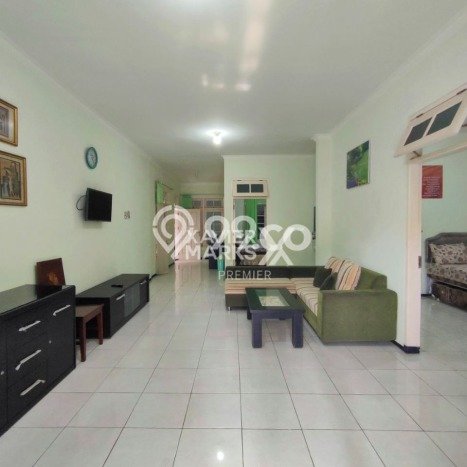 Vila Strategis Kawasan , Area 282m2m², Area Asri Vila Strategis Kawasan , Area 282m2m², Area Asri