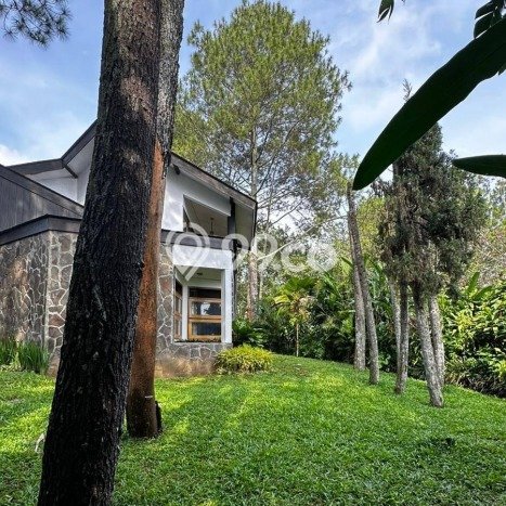 Vila Premium di , Area 590m2m², Lingkungan Nyaman untuk keluarga Vila Premium di , Area 590m2m², Lingkungan Nyaman untuk keluarga
