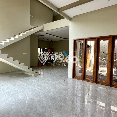 Rumah Luxury Modern Siap Huni di Araya Malang Rumah Luxury Modern Siap Huni di Araya Malang