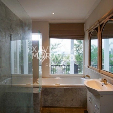 Rumah Modern 4 KT di Tidar Malang Semi Furnished Rumah Modern 4 KT di Tidar Malang Semi Furnished
