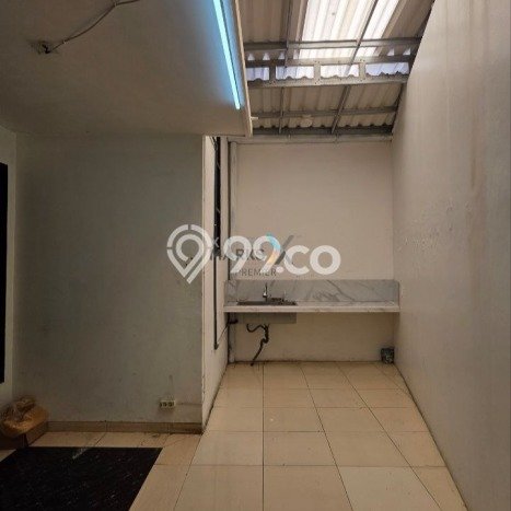 Rumah LT 98m² / LB 160m² Dekat Rumah Sakit di Malang Kota, Malang Rumah LT 98m² / LB 160m² Dekat Rumah Sakit di Malang Kota, Malang