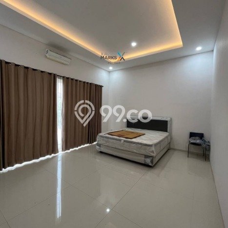Rumah Elit LB 450m2 Siap Pakai Desain Elegan di Araya, Malang Rumah Elit LB 450m2 Siap Pakai Desain Elegan di Araya, Malang