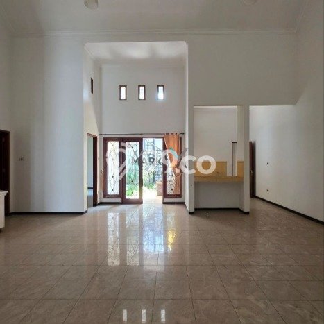 Dijual Rumah Strategis Bagus Punya 3 KT di Pakis Malang SHM Dijual Rumah Strategis Bagus Punya 3 KT di Pakis Malang SHM