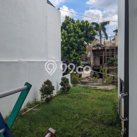 Investasi Menjanjikan! Vila di Batu, Area 220m2m², Akses ke Fasilitas Umum Investasi Menjanjikan! Vila di Batu, Area 220m2m², Akses ke Fasilitas Umum
