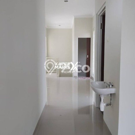 Tersedia Vila Kawasan , Luas 152m2m², Area tenang untuk keluarga Tersedia Vila Kawasan , Luas 152m2m², Area tenang untuk keluarga