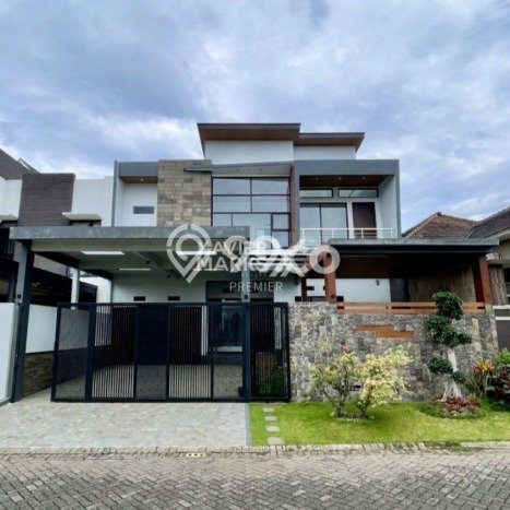 Hot Offer Hunian Mewah Ideal dan Luas di Pakis, Malang Hot Offer Hunian Mewah Ideal dan Luas di Pakis, Malang