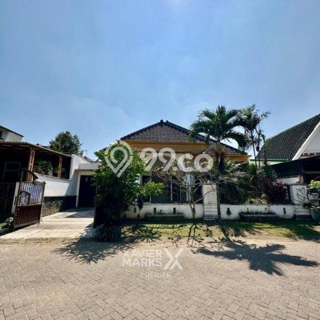 For Sale! Premium House LT 300m2 Desain Elegan di Dieng For Sale! Premium House LT 300m2 Desain Elegan di Dieng