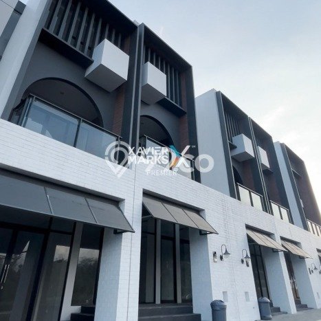 Ruko Dijual di Malang LT 90m2 & LB 199m2 Lokasi Terbaik! Ruko Dijual di Malang LT 90m2 & LB 199m2 Lokasi Terbaik!