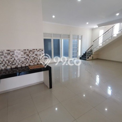 Vila Kawasan , Area 185m2m², Akses Mudah Pusat Kota Vila Kawasan , Area 185m2m², Akses Mudah Pusat Kota
