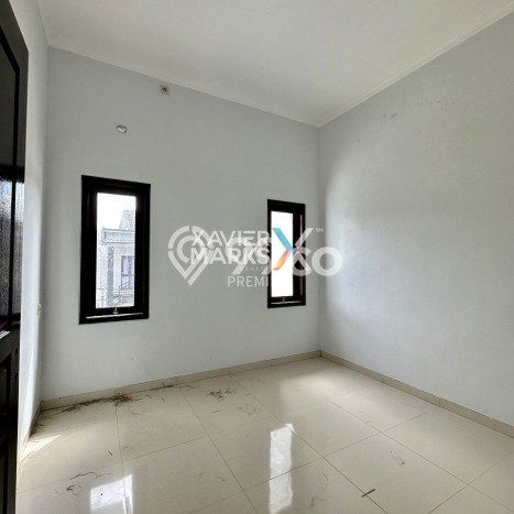 Jual Rumah Bagus Siap Huni LB 180m2 di Lowokwaru, Malang Jual Rumah Bagus Siap Huni LB 180m2 di Lowokwaru, Malang