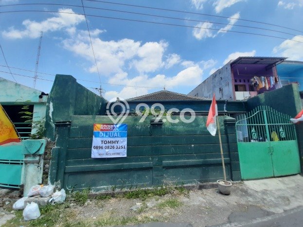 Dijual Rumah Strategis Bagus Punya 5 KT di Nusukan Solo SHM Dijual Rumah Strategis Bagus Punya 5 KT di Nusukan Solo SHM