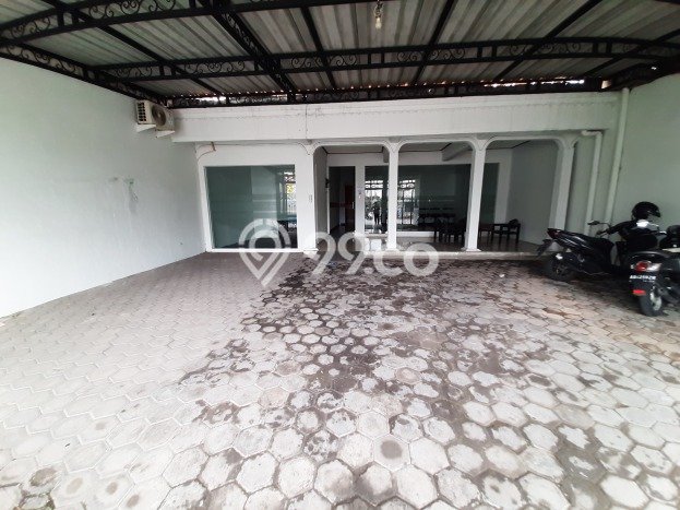 Jual Rumah Luas Megah Dengan View Eksklusif di Kartosuro, Sukoharjo Jual Rumah Luas Megah Dengan View Eksklusif di Kartosuro, Sukoharjo