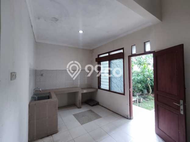 For Sale Rumah 4 Kamar Lokasi Strategis Nyaman dan Strategis di Laweyan For Sale Rumah 4 Kamar Lokasi Strategis Nyaman dan Strategis di Laweyan