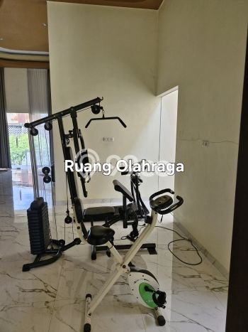 Jual Rumah Mewah Megah Dengan View Cantik di Mojosongo, Surakarta Jual Rumah Mewah Megah Dengan View Cantik di Mojosongo, Surakarta