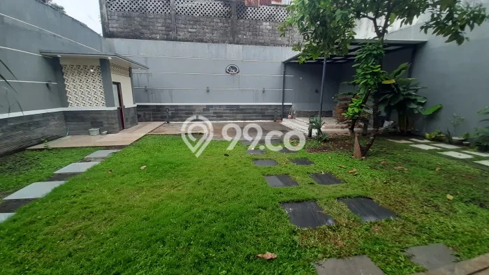 Jual Rumah Mewah Megah Dengan View Cantik di Mojosongo, Surakarta Jual Rumah Mewah Megah Dengan View Cantik di Mojosongo, Surakarta