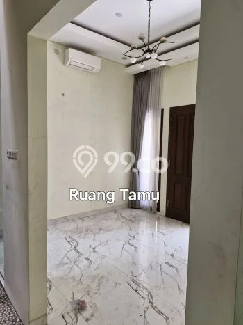 Jual Rumah Mewah Megah Dengan View Cantik di Mojosongo, Surakarta Jual Rumah Mewah Megah Dengan View Cantik di Mojosongo, Surakarta