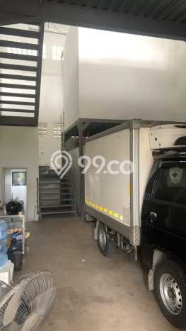 LOKASI BISNIS! Gudang For Rent Kawasan BSD, Luas 138m², Akses Utama LOKASI BISNIS! Gudang For Rent Kawasan BSD, Luas 138m², Akses Utama