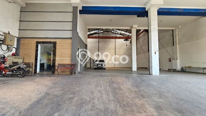 Gudang Lokasi Premium Kawasan Kapuk, Luas 1308m2m², Kawasan Niaga Gudang Lokasi Premium Kawasan Kapuk, Luas 1308m2m², Kawasan Niaga