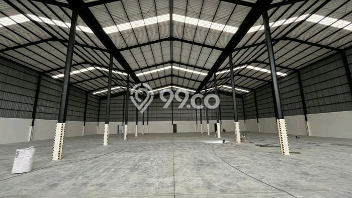 Gudang untuk Disewa di Pusat Tangerang Luas Bangunan 546m2 Gudang untuk Disewa di Pusat Tangerang Luas Bangunan 546m2