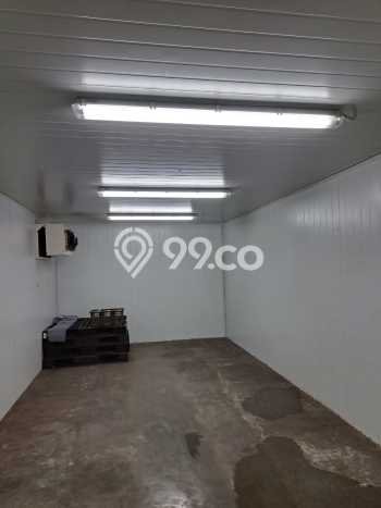 LOKASI BISNIS! Gudang For Rent Kawasan BSD, Luas 138m², Akses Utama LOKASI BISNIS! Gudang For Rent Kawasan BSD, Luas 138m², Akses Utama