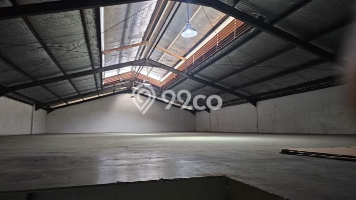 Dijual! Gudang di Kapuk Muara Jakarta Utara LT 585m2 / LB 1250m2 Kawasan Bisnis Dijual! Gudang di Kapuk Muara Jakarta Utara LT 585m2 / LB 1250m2 Kawasan Bisnis
