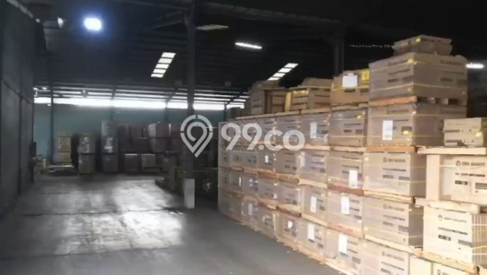 Gudang Disewa di Tangerang dengan LB 8690m2 Area Komersial Ramai Gudang Disewa di Tangerang dengan LB 8690m2 Area Komersial Ramai