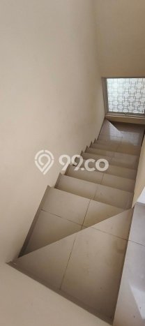 Rumah Luas Asri 2 KT Siap Pakai di Pegadungan Jakarta Barat Rumah Luas Asri 2 KT Siap Pakai di Pegadungan Jakarta Barat