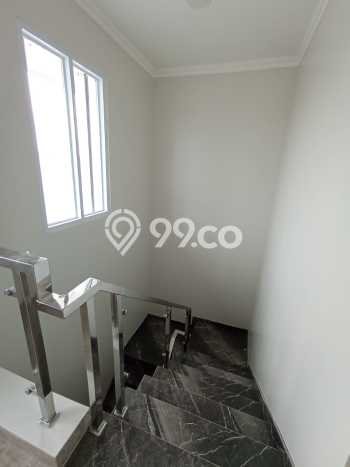 Rumah Luxury Modern Siap Huni di Citra Garden Jakarta Barat Rumah Luxury Modern Siap Huni di Citra Garden Jakarta Barat