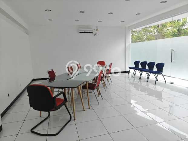PRIME LOCATION! Kantor Kawasan Sukomanunggal, Luas 0m2m², Kawasan Komersial, Posisi Strategis PRIME LOCATION! Kantor Kawasan Sukomanunggal, Luas 0m2m², Kawasan Komersial, Posisi Strategis