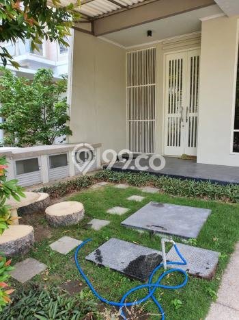 Rumah Eksklusif Best Area di Surabaya, Jawa Timur Rumah Eksklusif Best Area di Surabaya, Jawa Timur