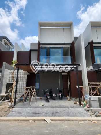 Rumah Premium LT 1m2m² / LB 0m2m² di Kompleks Cluster , Surabaya Rumah Premium LT 1m2m² / LB 0m2m² di Kompleks Cluster , Surabaya